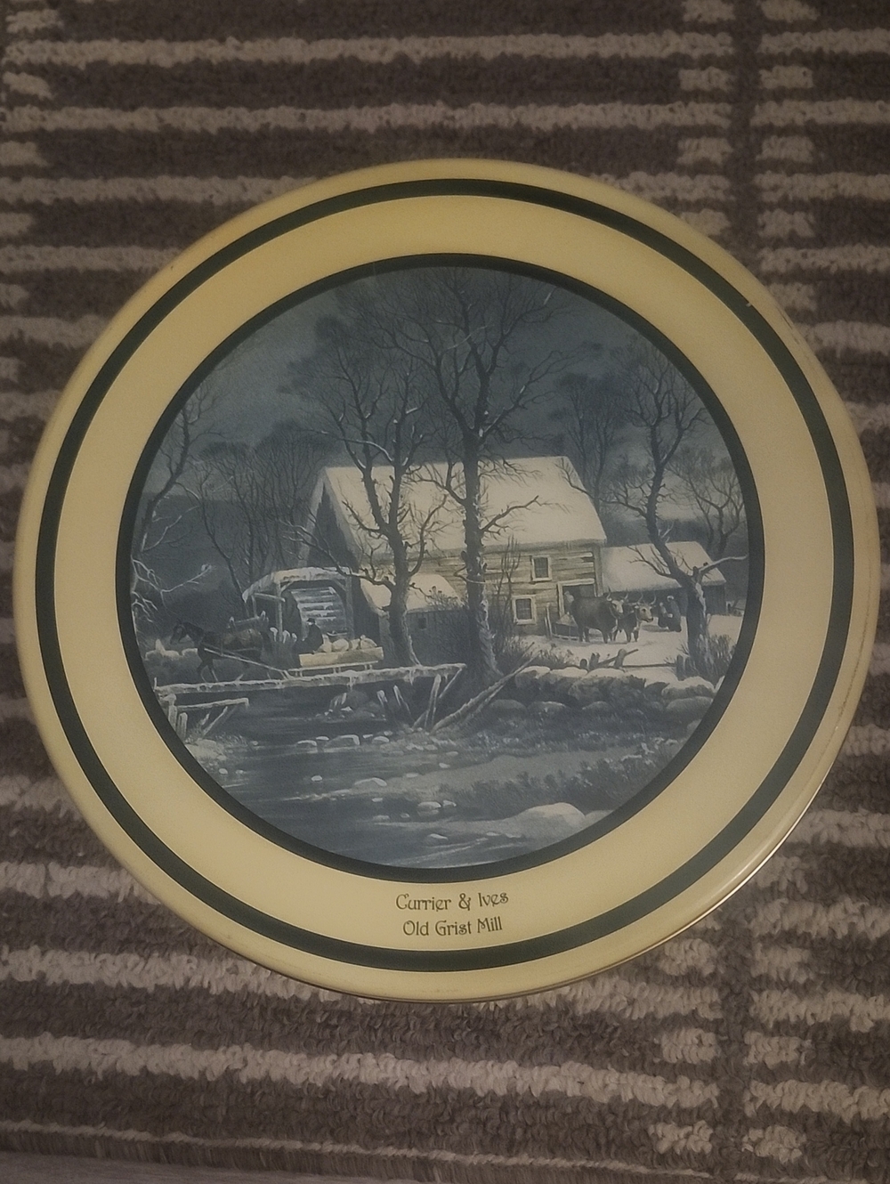 Currier & Ives The Farmer's Home - Winter Collector Tin